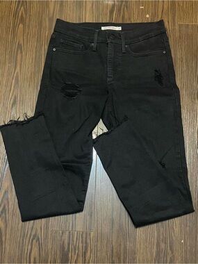 Levi's Women's Black Skinny Ripped Jeans